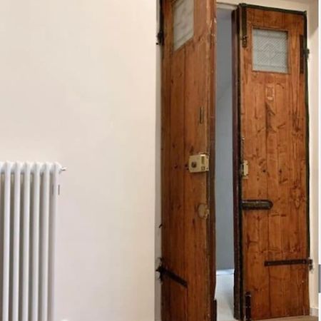 Appartamento Centro Storico Nuovo E Ristrutturato 佩萨罗 外观 照片
